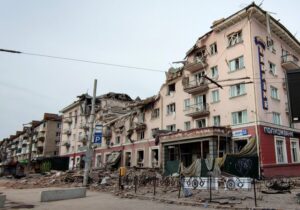 Collar Company sede danneggiata Chernihiv
